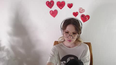 Hannaolotl online show from March 7, 8:21 am