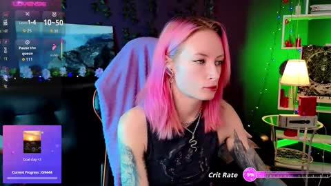 Snapshot of _helencarter chatting on October 19, 8:55 pm Helen Carter 3 Next stream 2330 MSC online show from October 19, 8:55 pm