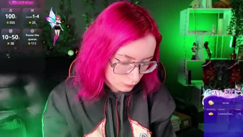 Snapshot of _helencarter chatting on December 29, 8:37 pm Helen Carter 3 Next stream 2330 MSC online show from December 29, 8:37 pm