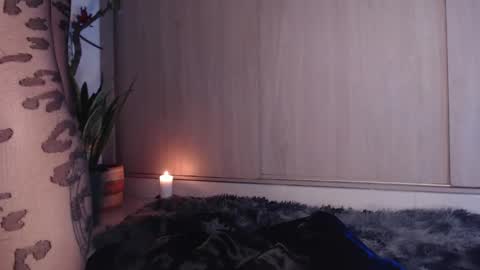 Jenn  online show from May 4, 11:40 pm