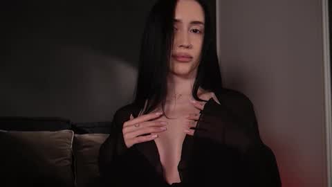 Mary online show from March 15, 3:36 pm