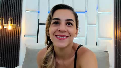 Snapshot of _iris1_ chatting on February 25, 11:32 am Iris online show from February 25, 11:32 am