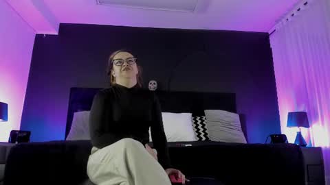 Miss Jade online show from June 25, 11:34 am