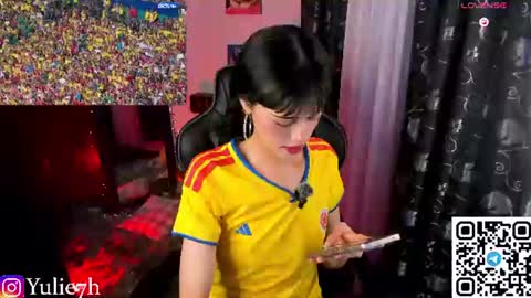  ...  online show from June 27, 11:22 pm