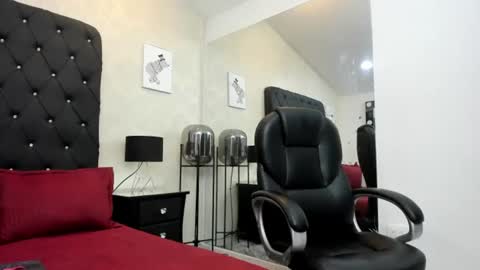 _johnson_alana online show from June 14, 12:27 pm