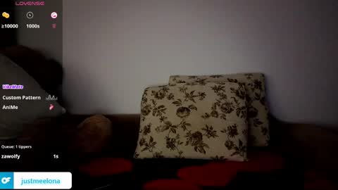 _just_a_simple_girl online show from April 28, 2:38 am