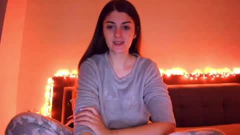 _just_a_simple_girl online show from February 4, 11:05 am