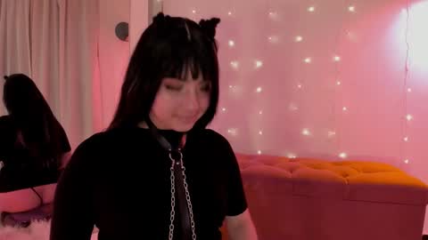 Snapshot of _karine01 chatting on October 6, 3:23 am _karine01 online show from October 6, 3:23 am