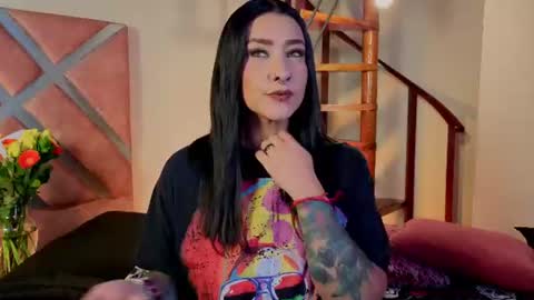 kelly online show from June 20, 1:36 pm