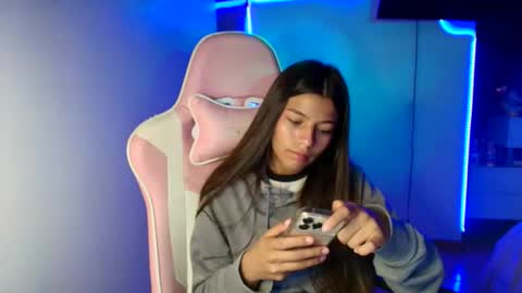 khloe sweet online show from May 20, 9:56 pm