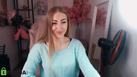 Snapshot of _kittyboo chatting on January 31, 9:05 am Aleksa online show from January 31, 9:05 am