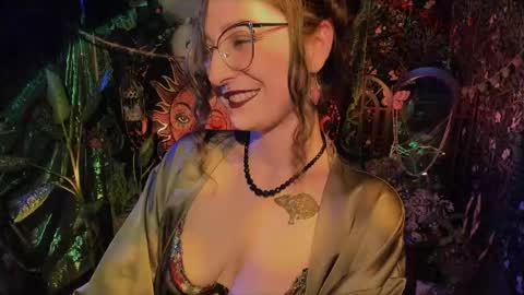 Lady Luna online show from May 12, 10:49 pm