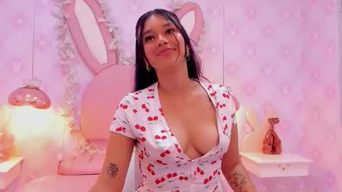  Lia Swan  online show from October 18, 4:48 am