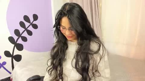 Ivy 3 online show from March 2, 7:20 pm