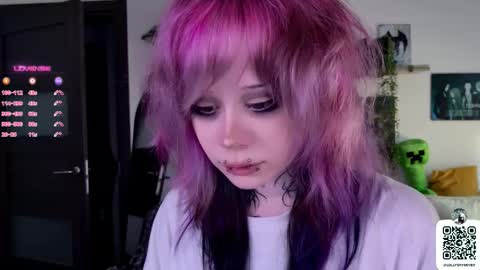 Snapshot of _lollyshy_ chatting on September 19, 12:59 pm Lolly online show from September 19, 12:59 pm