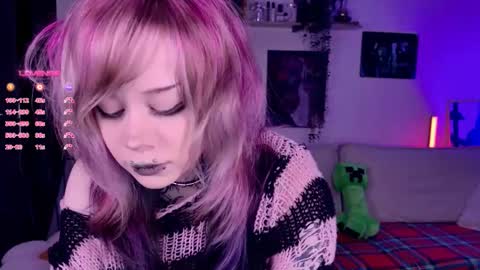 Lolly online show from November 14, 10:37 am