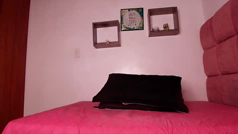 Snapshot of _lorrayne_ chatting on January 11, 11:56 am Lorrayne online show from January 11, 11:56 am