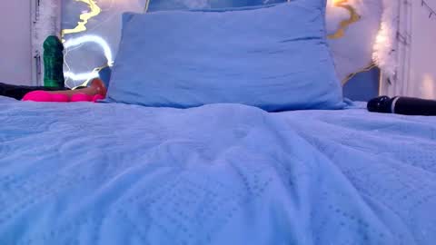 Lorrayne online show from January 7, 5:49 pm