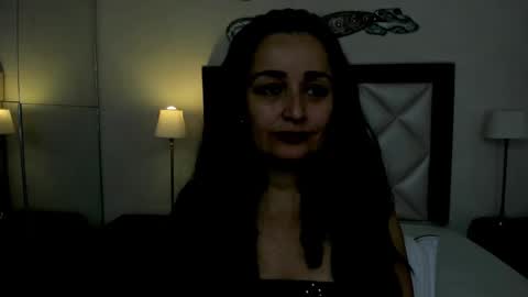 Snapshot of _luna__sweet_ chatting on February 17, 3:36 am luna sweet online show from February 17, 3:36 am