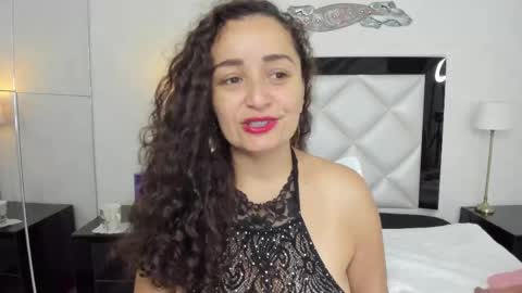 Snapshot of _luna__sweet_ chatting on March 6, 3:46 am luna sweet online show from March 6, 3:46 am