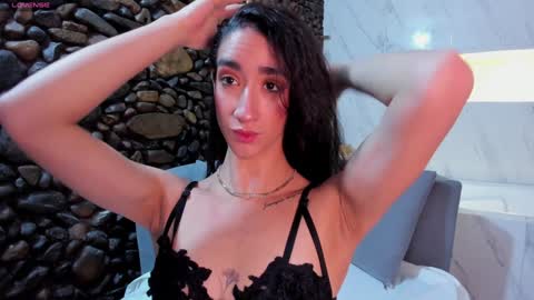  Luna  online show from December 4, 12:25 pm