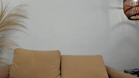  Luna  online show from December 17, 11:49 am