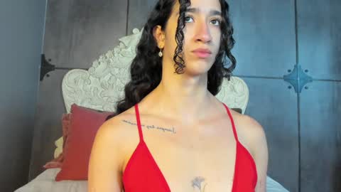  Luna  online show from December 11, 12:02 pm