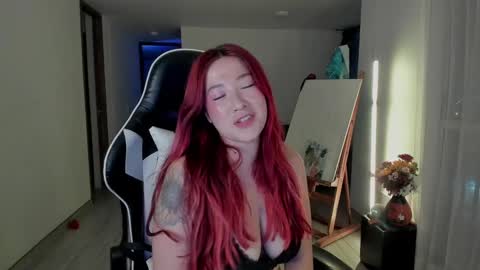 _lunaa__ online show from January 21, 11:45 pm