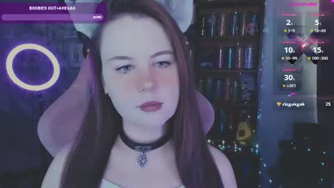 Mia online show from July 10, 6:14 am