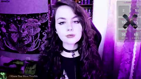 Mia online show from March 5, 5:47 am