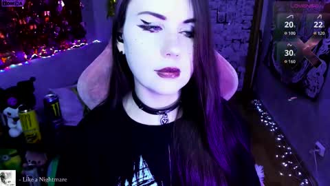 Mia online show from February 24, 7:34 pm