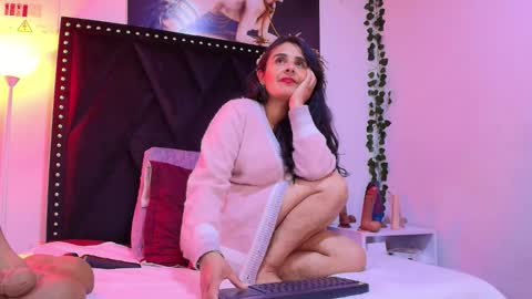 _marcela__ online show from February 19, 2:05 pm