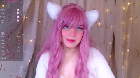 Snapshot of _marcelline_ chatting on March 12, 8:30 am Kira online show from March 12, 8:30 am