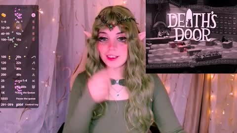 Snapshot of _marcelline_ chatting on October 1, 8:52 am Kira online show from October 1, 8:52 am