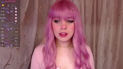 Snapshot of _marcelline_ chatting on December 10, 8:30 am Kira online show from December 10, 8:30 am