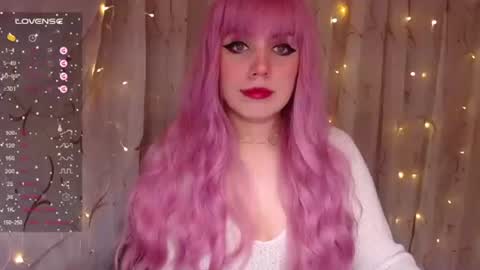 Snapshot of _marcelline_ chatting on January 31, 8:32 am Kira online show from January 31, 8:32 am