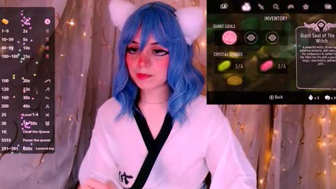Snapshot of _marcelline_ chatting on October 15, 9:34 am Kira online show from October 15, 9:34 am