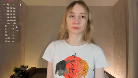  Gwen  online show from November 12, 3:15 am