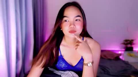 Snapshot of _maureen_ chatting on October 8, 11:36 am _maureen_ online show from October 8, 11:36 am