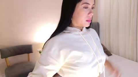 Megan online show from June 16, 12:06 pm