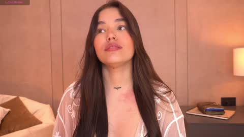     online show from December 14, 2:00 pm