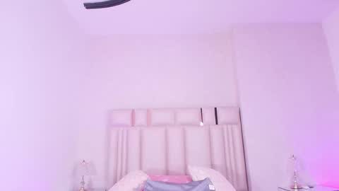 Mia  online show from February 14, 12:07 pm