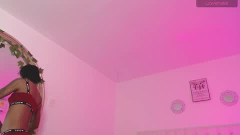 Snapshot of _miia_sweet chatting on October 7, 11:58 am Paula online show from October 7, 11:58 am