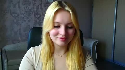 Melanie online show from May 5, 9:34 am