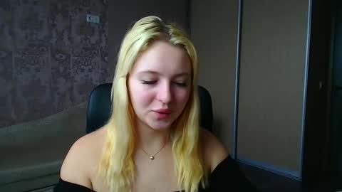 Melanie online show from February 6, 12:52 pm