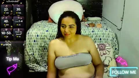 _milf_naughty online show from November 28, 12:57 am