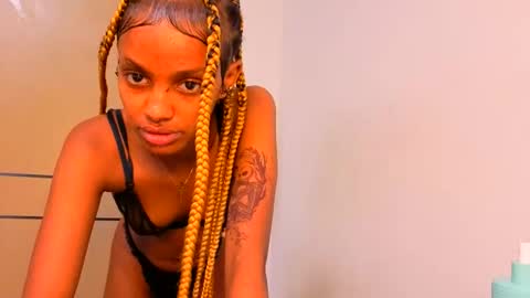 Mimi online show from April 30, 2:17 am