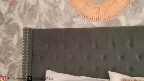 _miss_alexxxa online show from June 11, 12:32 am