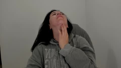 _miss_coco_ online show from October 22, 1:10 am