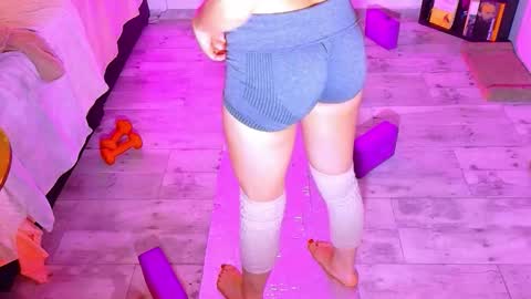 karoline uwu online show from October 28, 12:27 am